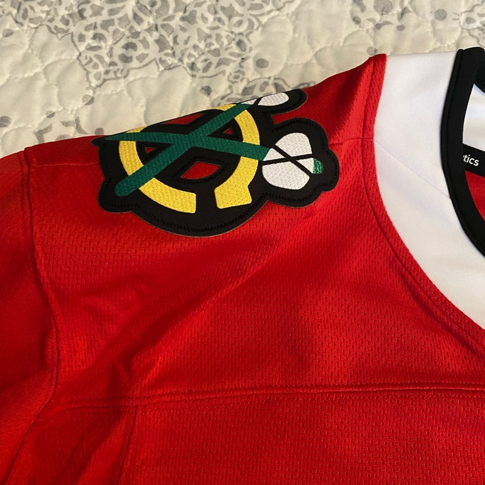 Patrick Kane #88 Chicago Blackhawks Home  Breakaway Jersey (Red) Size XXL - Picture 5 of 10